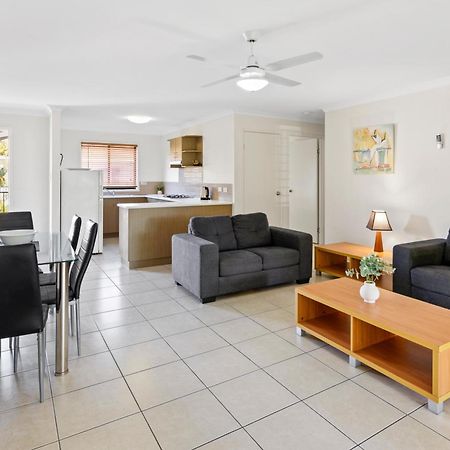 Arlia Sands Apartments Hervey Bay Exteriör bild