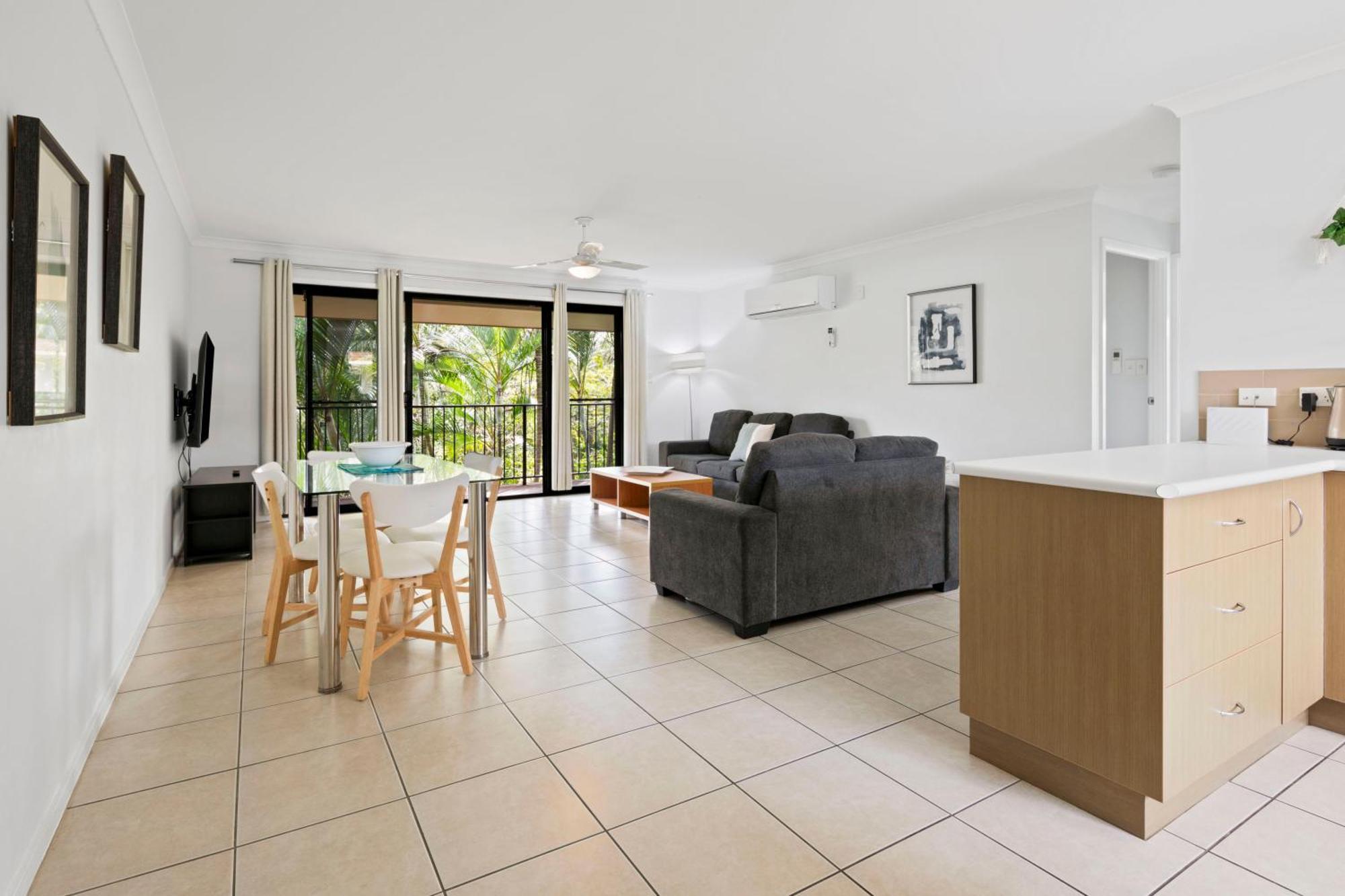 Arlia Sands Apartments Hervey Bay Exteriör bild