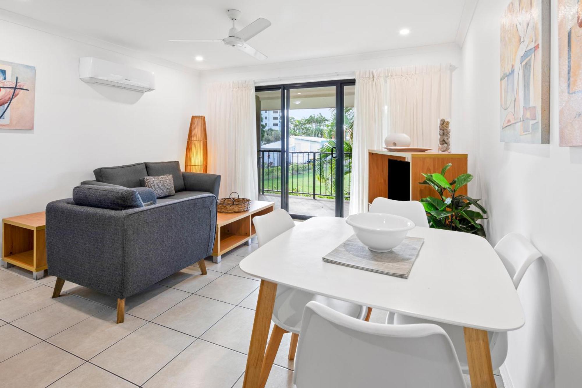 Arlia Sands Apartments Hervey Bay Exteriör bild