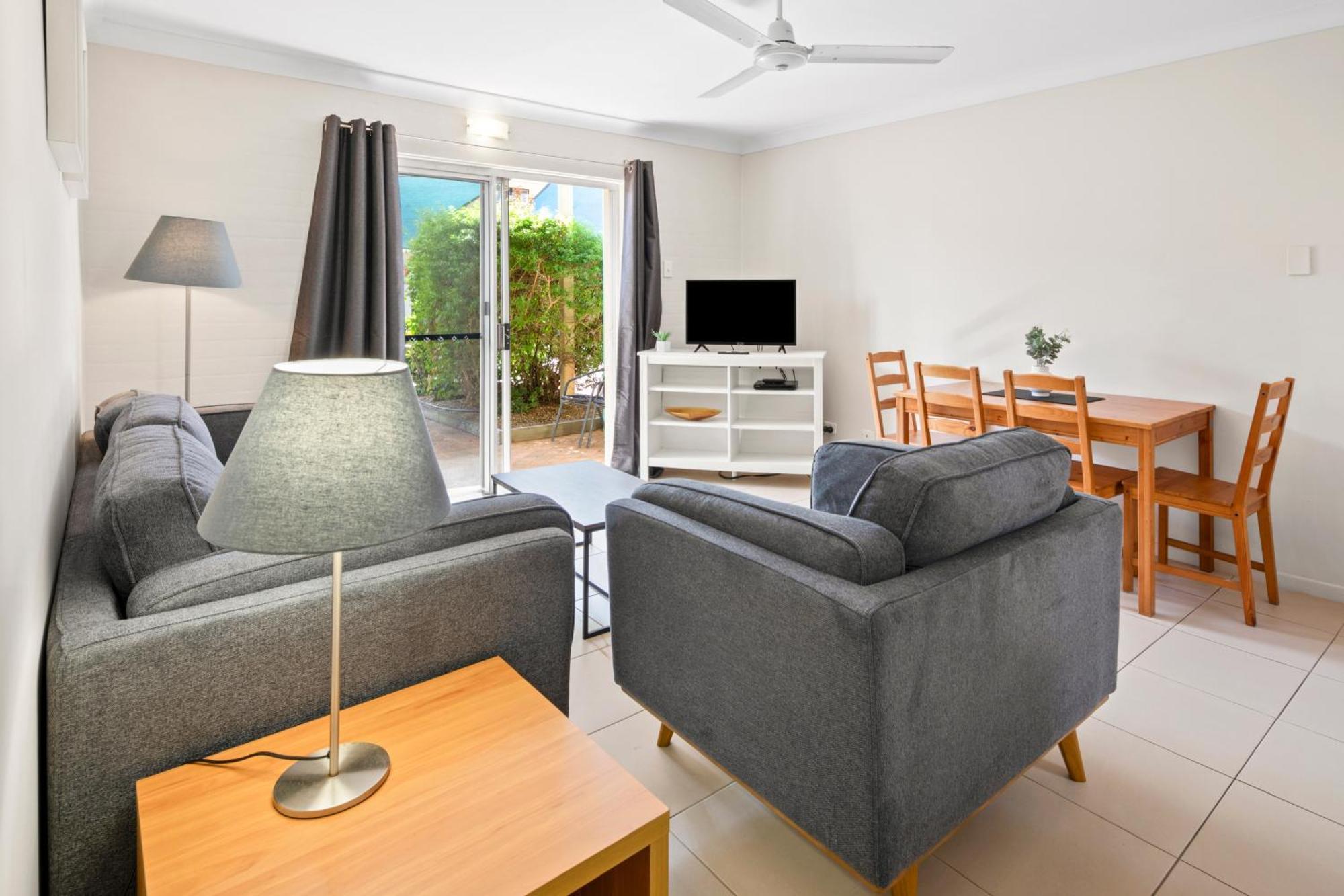 Arlia Sands Apartments Hervey Bay Exteriör bild